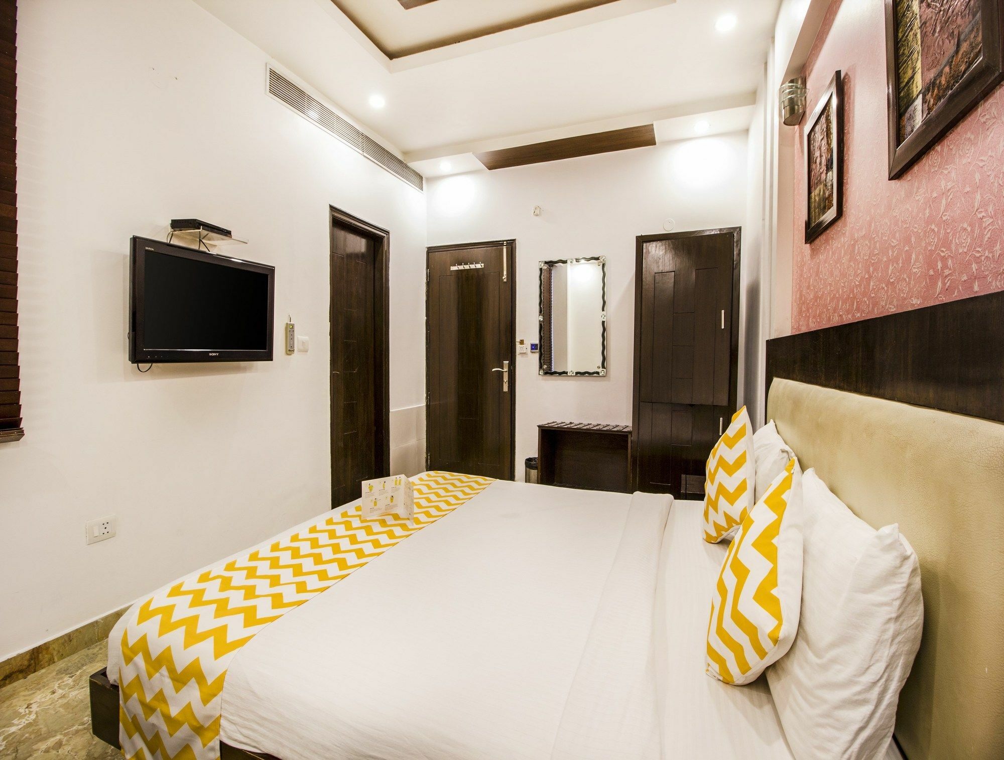 FabHotel Sehej Inn Neu-Delhi Exterior foto